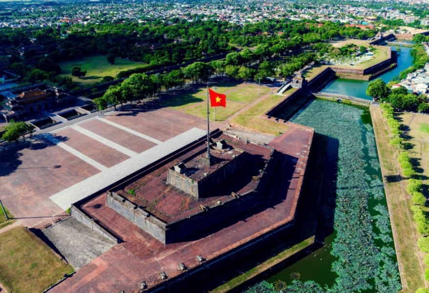 Hue Flag Tower- Hue Top Tours