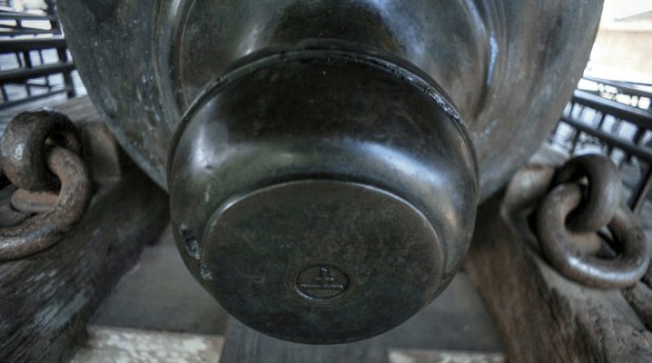 Nine Holy Cannons- Hue Top Tours