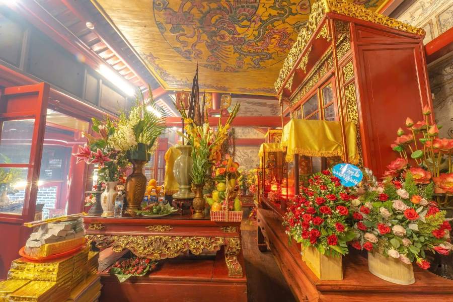 Hon Chen Temple- Hue Top Tours