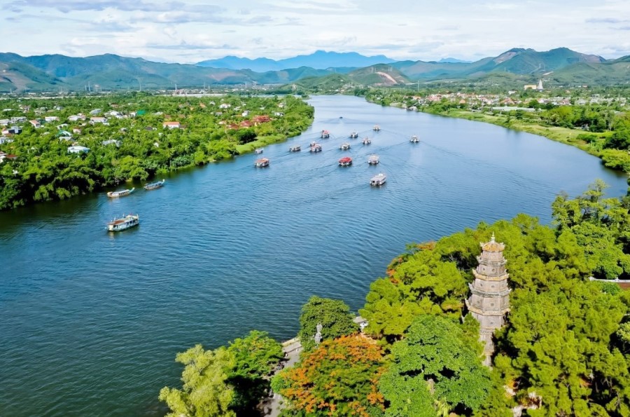 Ngu Binh Mountain- Hue Top Tours