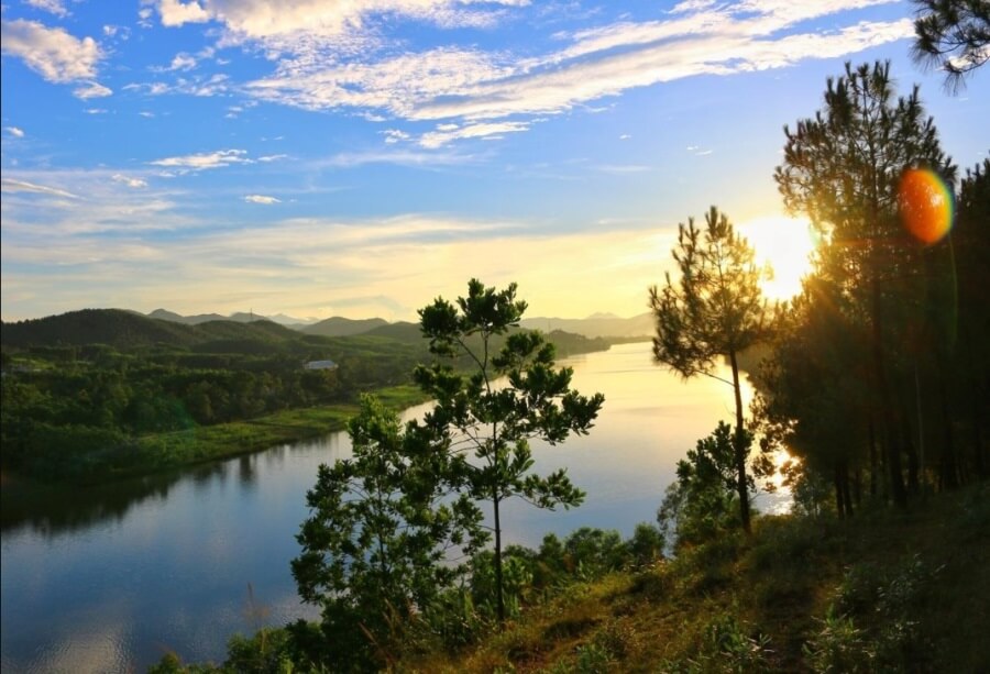 Ngu Binh Mountain- Hue Top Tours