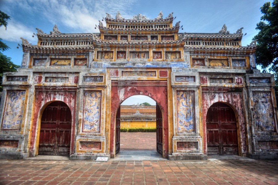 Tho Chi Gate (the main entrance) - Hue Top Tours