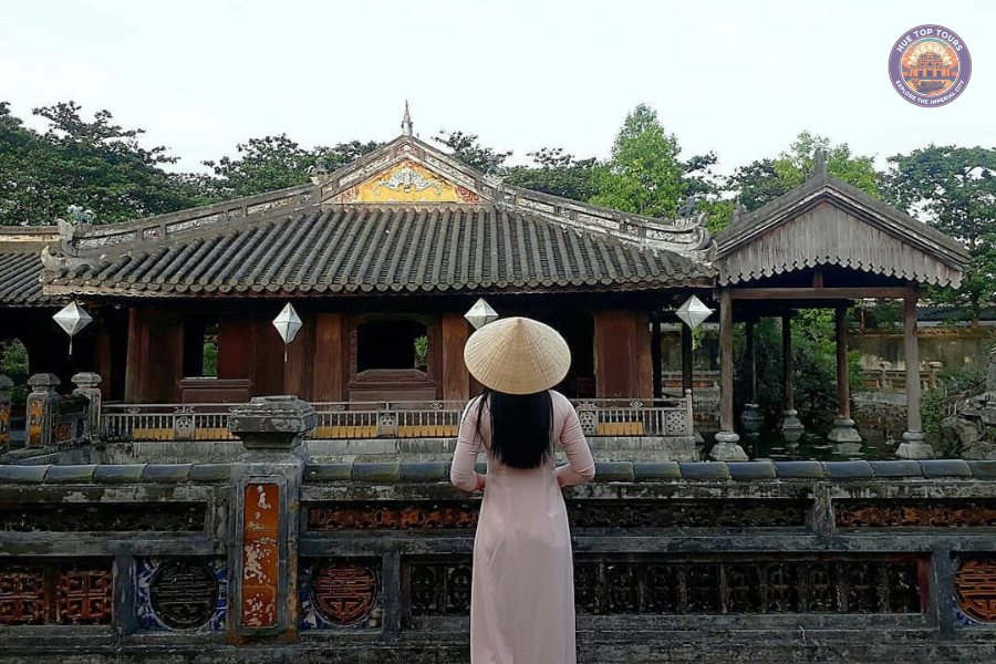 Dien Tho Residence Dress Code - Hue Top Tours