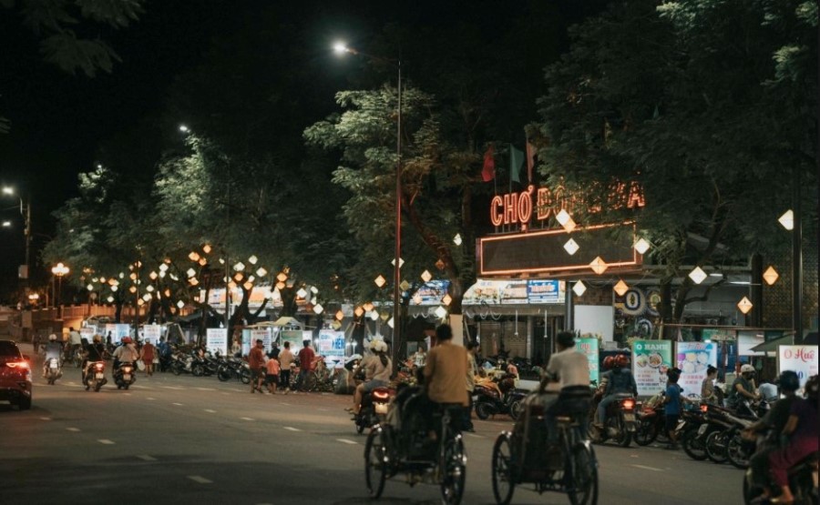 Hue Night Markets- Hue Top Tours