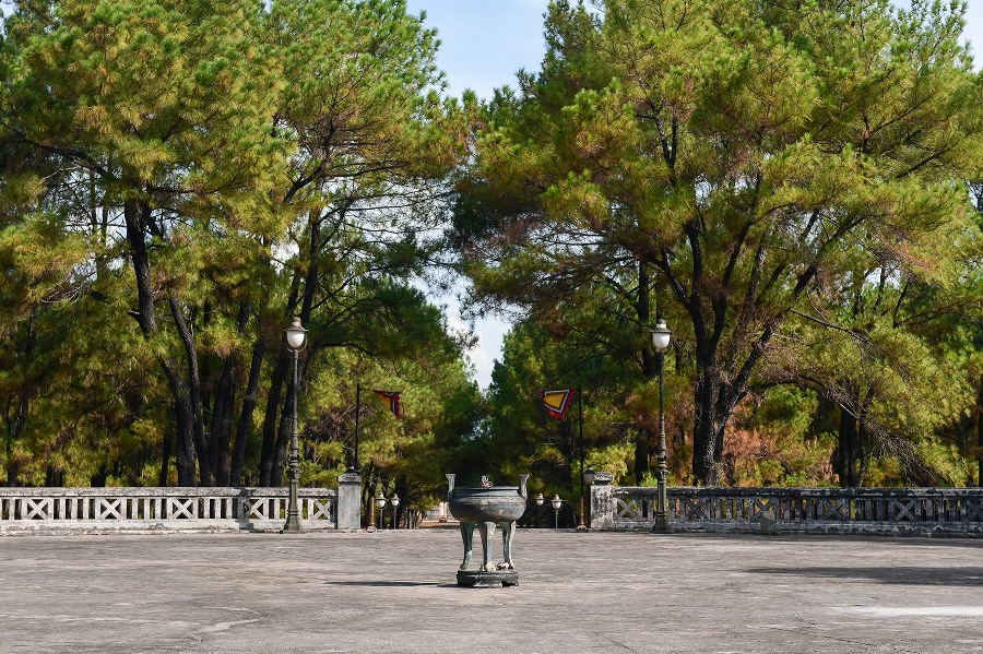 Nam Giao Esplanade- Hue Top Tours