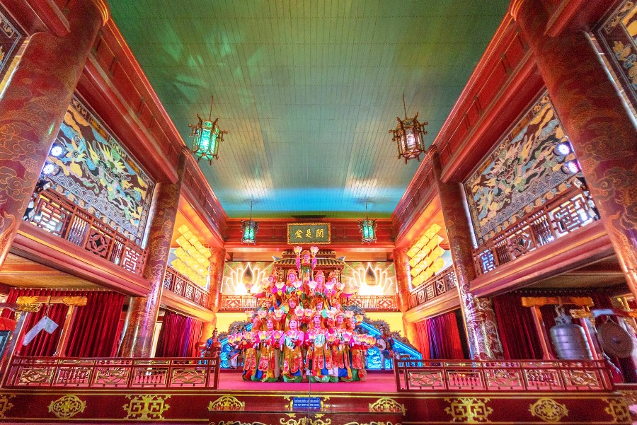 Hue Royal Court Music- Hue Top Tours