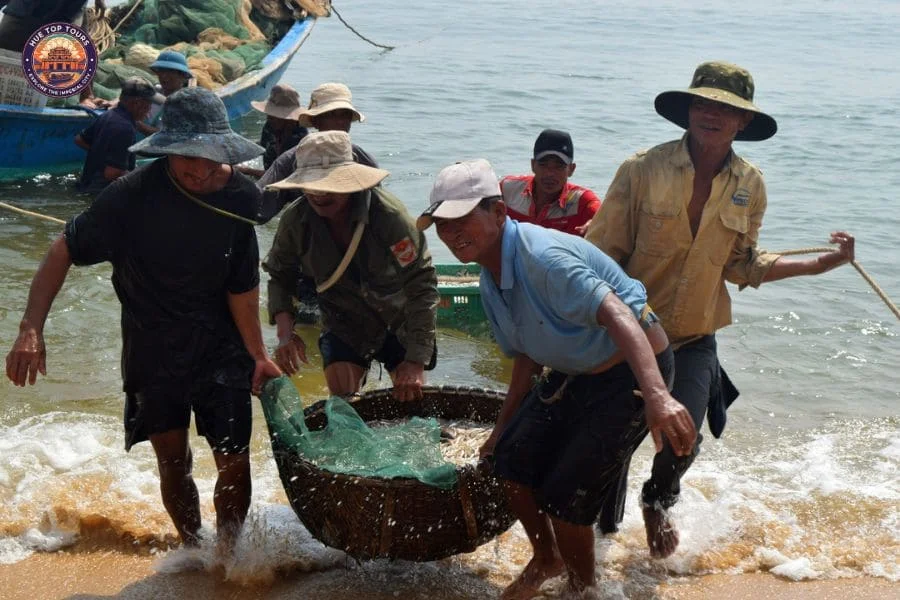 Thuan An Beach Seafood - Hue Top Tours