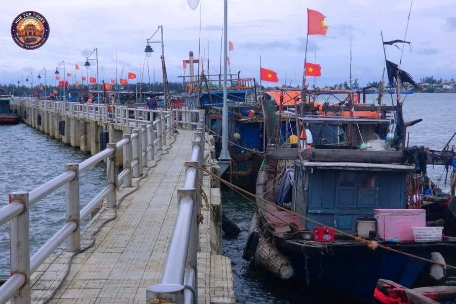 Seafood At Thuan An Beach - Hue Top Tours