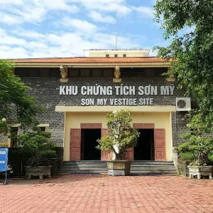 Hue To Quang Ngai Private Limousine - Hue Top Tours